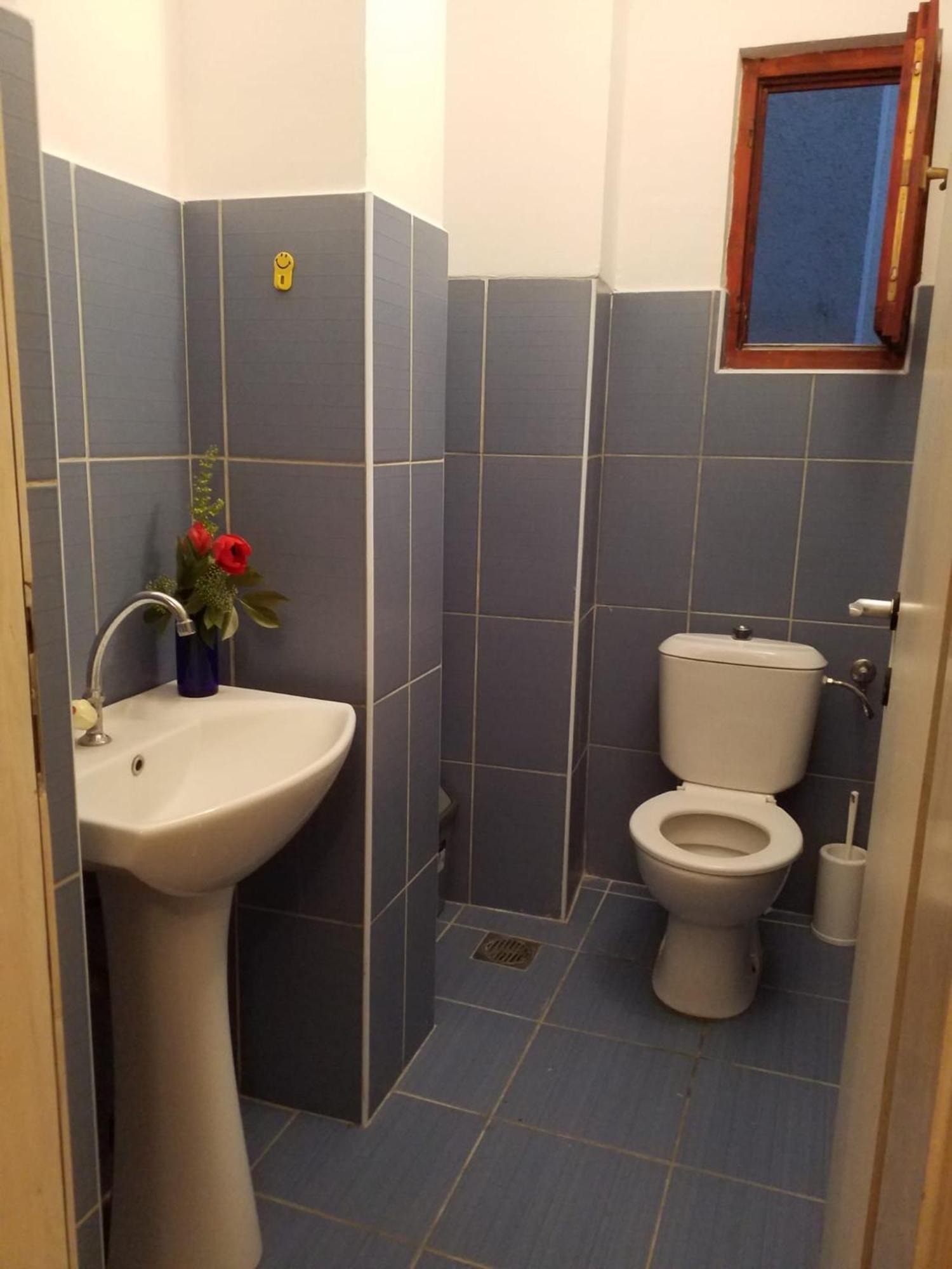 Blue Orange Hostel Skopje Ngoại thất bức ảnh